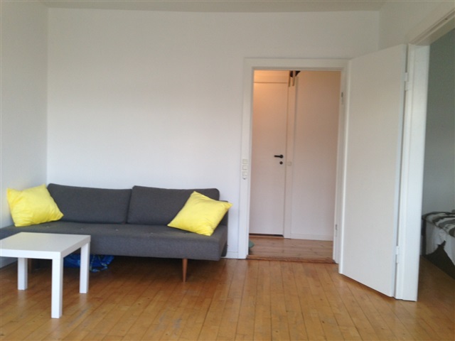 Henriettevej charlottenlund apartments for rent 48 sqm rented Terasse møbler